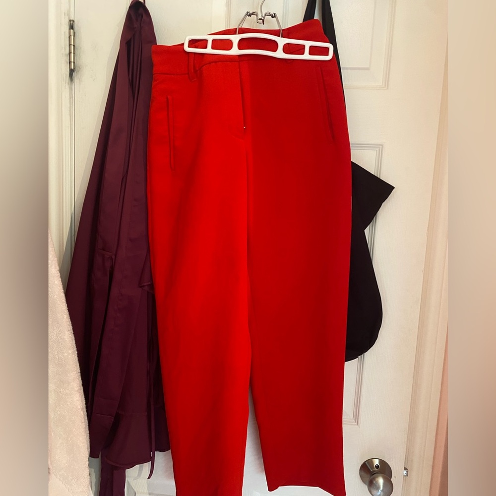 Aritzia wilfred red pants size 4
